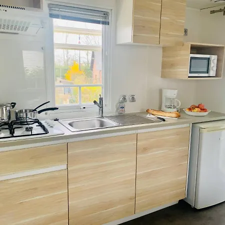 Campeggio Les Pommiers