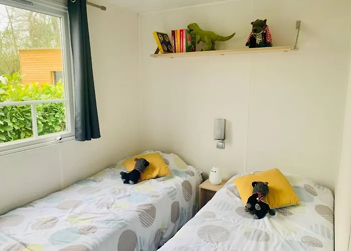 Les Pommiers Camping *